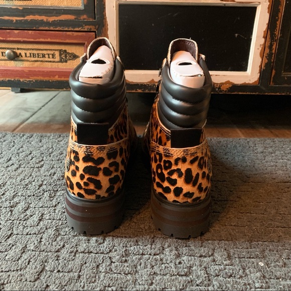 Timberland cheetah print London square mid hikers - Picture 4 of 10